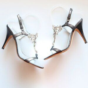 NEW Vicini Giuseppe Zanotti Silver Heels / Sandals w Crystal Embellishments 8